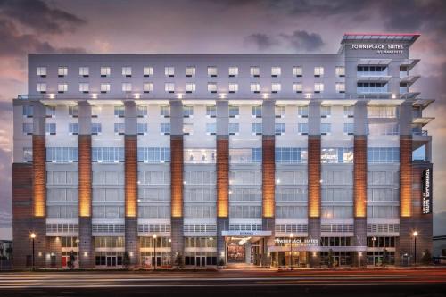 Downtown Nashville Hotel | TownePlace Suites by Marriott Nashville Midtown