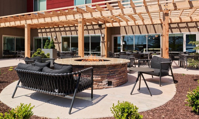 Lupton City Hotel | Towneplace Suites by Marriott Hixson
