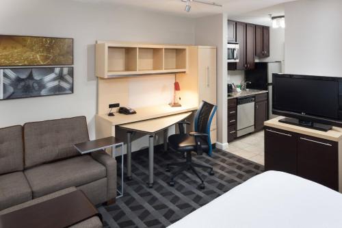 Columbia Hotel | TownePlace Suites Columbia Southeast/Fort Jackson