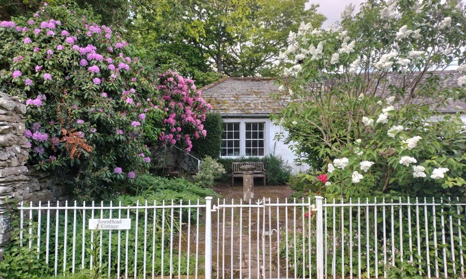 Martindale Cottage | TOWNHEAD COTTAGE, with open fire in Pooley Bridge