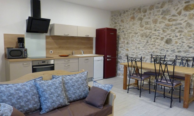 Saint-Remeze House | Townhome