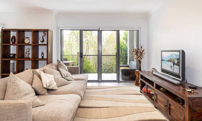 Birtinya House | Townhouse Birtinya 1km to Hospital 5 mins to Beach