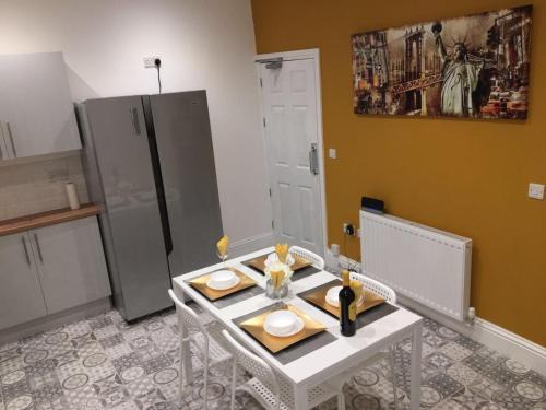Crewe House | Townhouse @ 46 Nelson Street Crewe