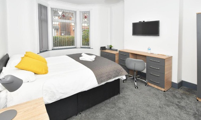 Crewe House | Townhouse @ Bedford Street Crewe