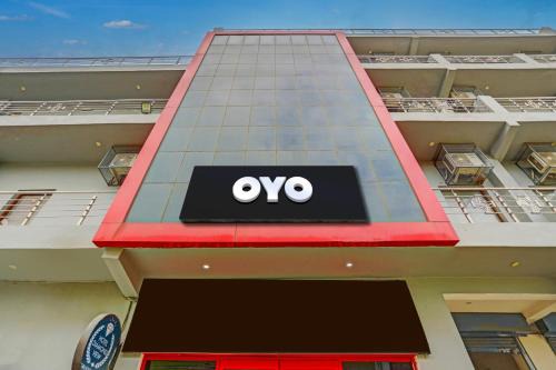 Greater Noida Hotel | Townhouse Diamond View