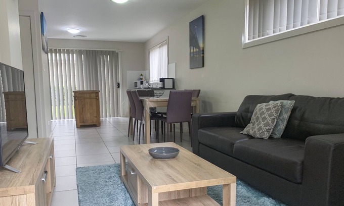 Werrington House | Townhouse in Werrington