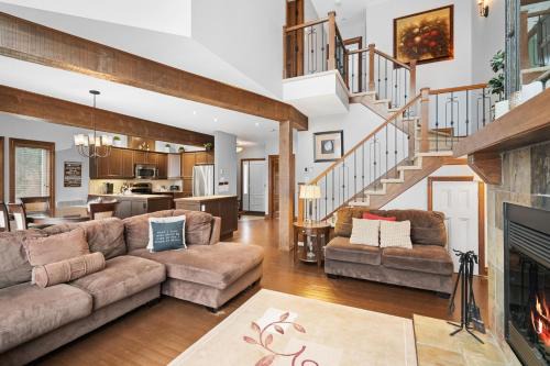 Mont-Tremblant House | Townhouse On The Golf La Bte -10min To Tremblant