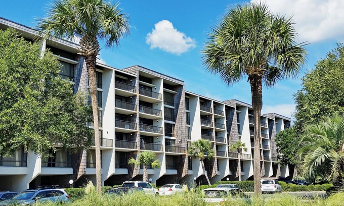 North Litchfield Beach Condo | Townhouse Style Condo, Beach Access Across Road, Pool, Grilling Area, Elevator