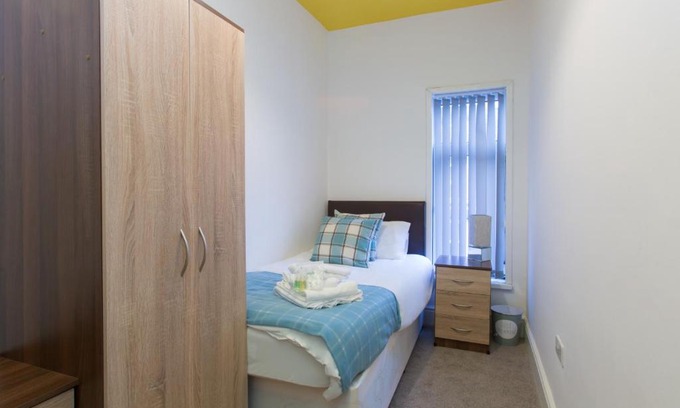 Crewe Bed & Breakfast | TownHouse @ West Avenue Crewe