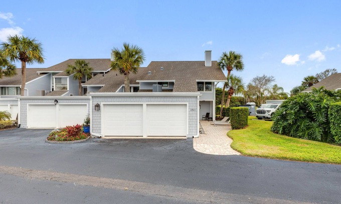 Sawgrass Condo | TPC The Player's Championship Deer Run Sawgrass Country Club golf course view