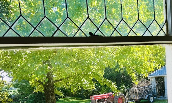 Atchison Township Other | Tractors & Chickens, A Cheerful Retreat 30 minutes from KC