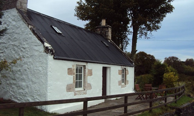 Dornoch Cottage | Traditional Highland Cottage