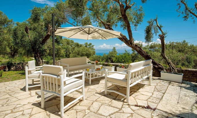 Longos House | Traditional House with swimming pool & sea view 4 BDR in Paxos