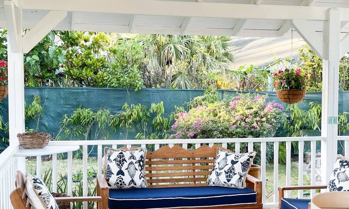 La Iglesia Cottage | Traditional Samana Beach Cottage