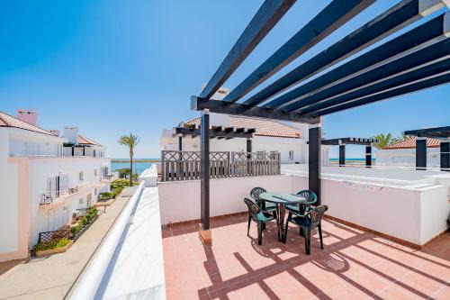 Conceicao e Cabanas de Tavira Apartment | Traditional Seaside Tavira Apartment