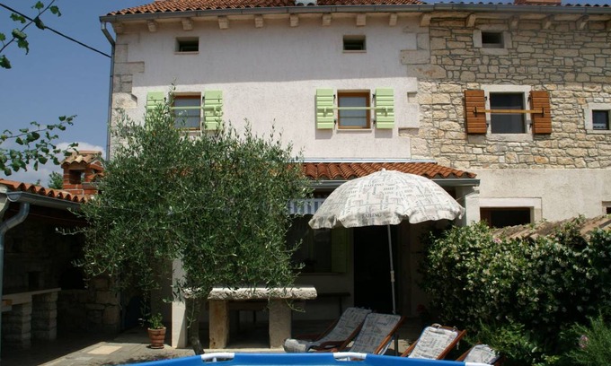 Peresiji House | Traditional villa with private pool, secluded garden and convenient location