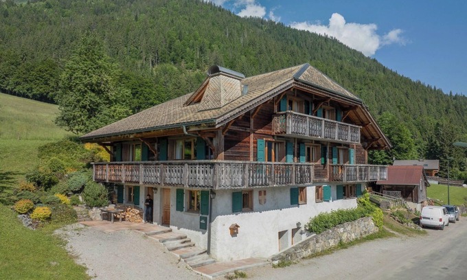 Essert-Romand Ski Chalet | Traditional wooden chalet sleeps 14,