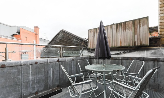 London City Centre Apartment | Trafalgar Square by Excel Apartments