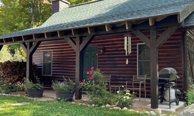 Grand Marais Cabin | Trails End: Cozy Cabin, Private, Secluded between Seney & Grand Marais MI