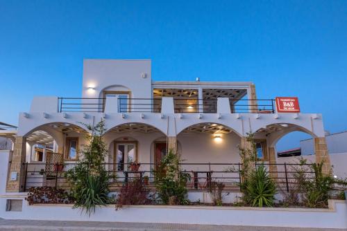 Torre Suda Bed & Breakfast | Tramontana Tre Archi B&B