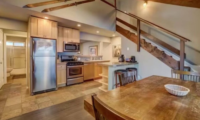 Tahoe Village House | Tramway Sierra Summit near Heavenly/Dogs OK/New Heating and AC
