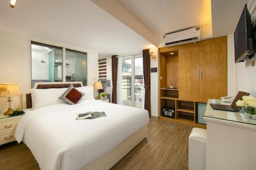 Hang Buom Hotel | TrangTrang Classy Hotel