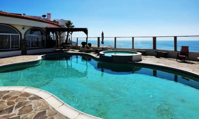 Primo Tapia House | Tranquil 3-bedroom house with WiFi in Baja California