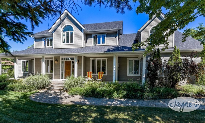 Colling Woodlands House | Tranquil 4 bed 4 bath home in Collingwood