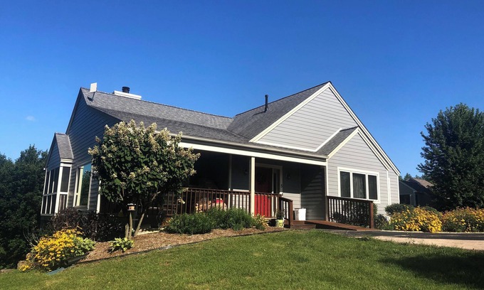 The Galena Territory House | Tranquil 4BD/4BA Galena Getaway - Sleeps 10