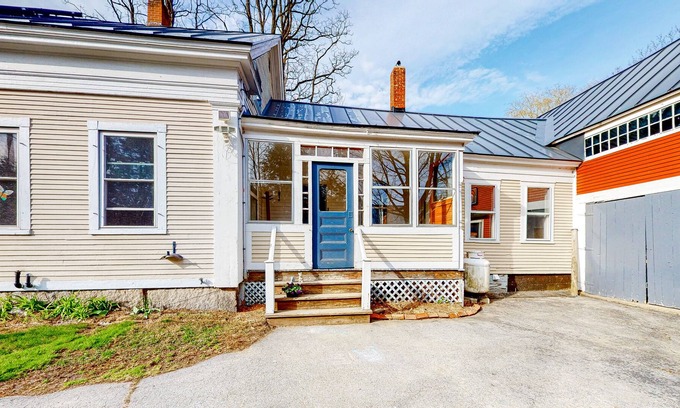 Northfield Other | Tranquil nature escape with lush yard, sauna, ideal location, fast WiFi & more