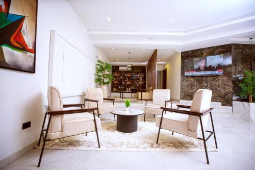 Lekki Phase 1 Hotel | Tranquil Oasis Hotel