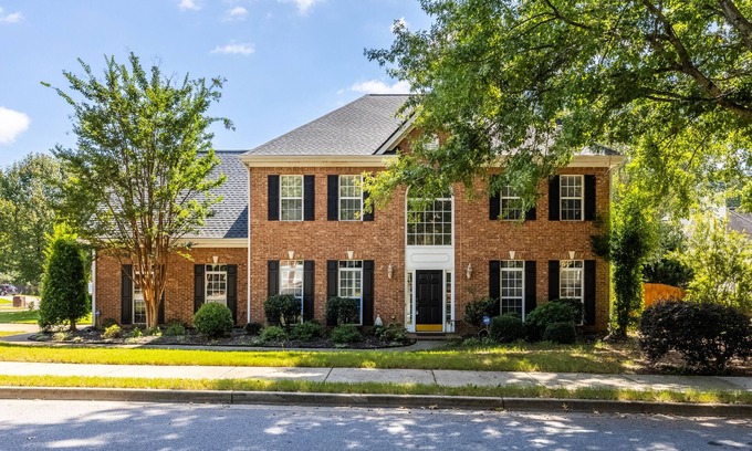 Alpharetta House | Tranquil Retreat on Kimball Trace
