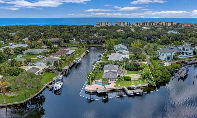Silver Shores House | Tranquil Retreat, private, peaceful and gorgeous views. Your own private oasis