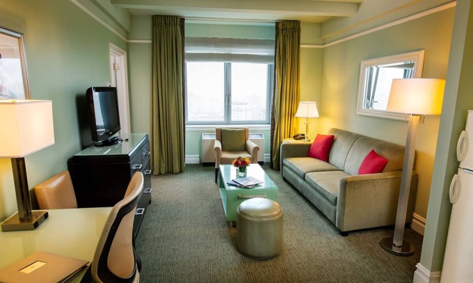 Central Park West Hotel | Tranquil Room Perfect for Central Upper West Side Stays