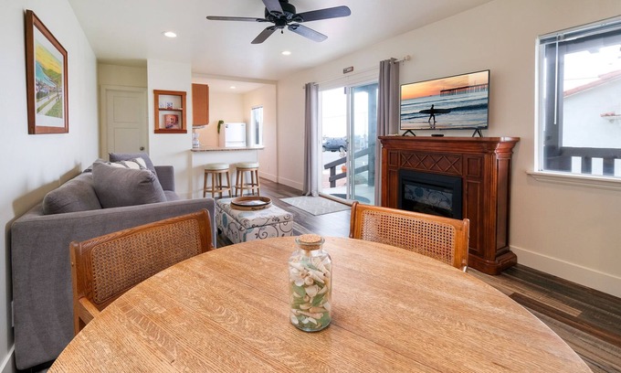 Cayucos Apartment | Tranquil Seaside Escape near Beach, Restored Boutique Suite, sleeps 4