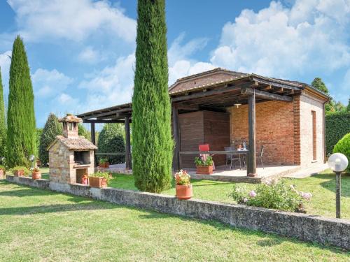 Ferretto House | Tranquil Stay in Montepulciano