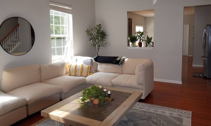 Cliftondale House | Tranquil Suburban Oasis