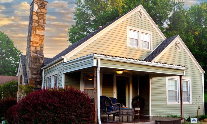 Elizabethton House | Tranquil TN Escape! Book Your Stay In Elizabethton