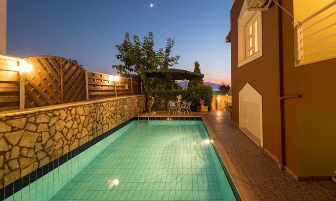 Sfakaki Villa | Tranquil Villa in the seaside village of Sfakaki