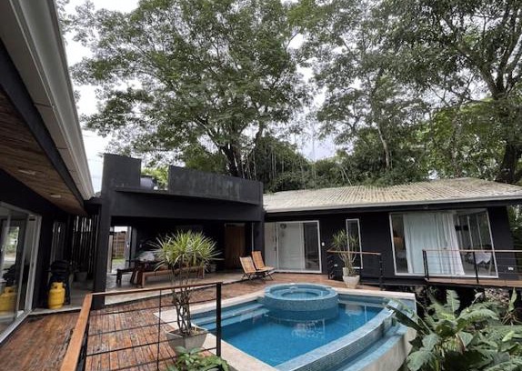 Santa Teresa Villa | Tranquil villa with pool nestled in the jungle