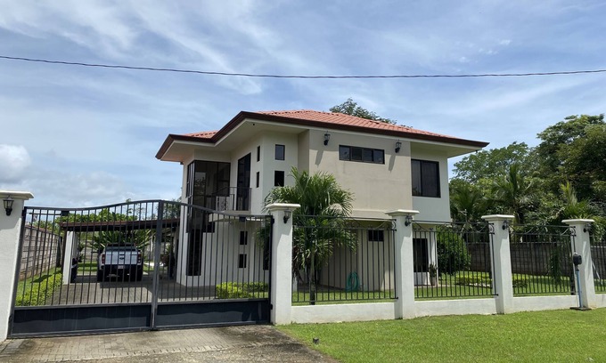 Damas House | Tranquility 10 kilometers from Manuel Antonio Park