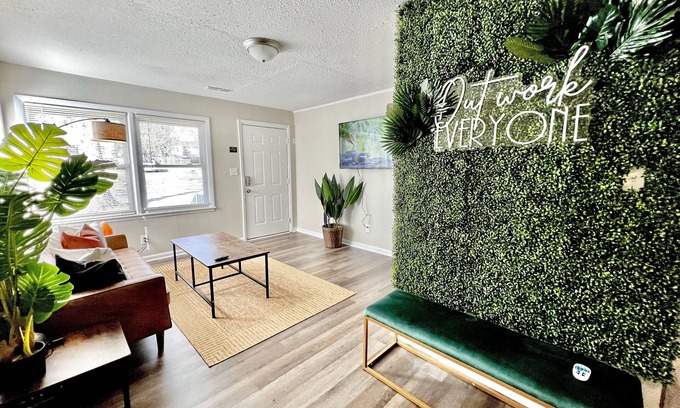 Pine Forest House | Tranquility 3 bedroom Stay
