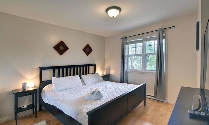 Mont-Tremblant Ski Chalet | Tranquility Lodge by Instant Suites | La Bete Golf