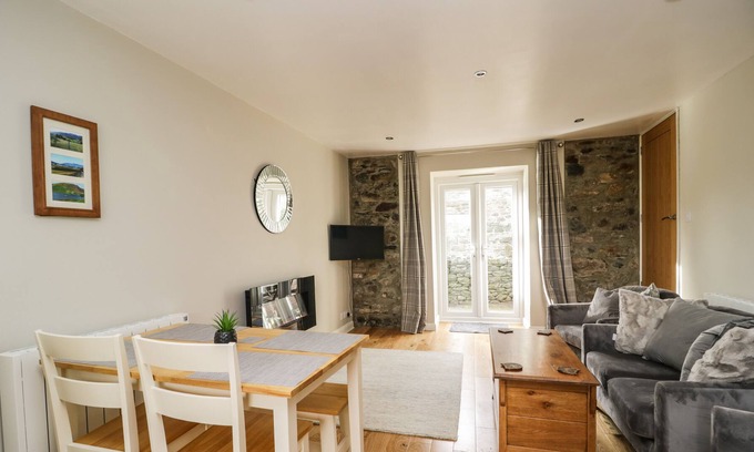 Scales Cottage | TRANQUILLITY, family friendly, character holiday cottage in Threlkeld