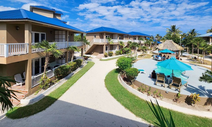 San Pedro Resort | Travel-Friendly Villa Located On The Ground Floor