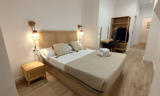 Montolivet Apartment | Travel Habitat Ruzafa Loft 7 WIFI+AACC