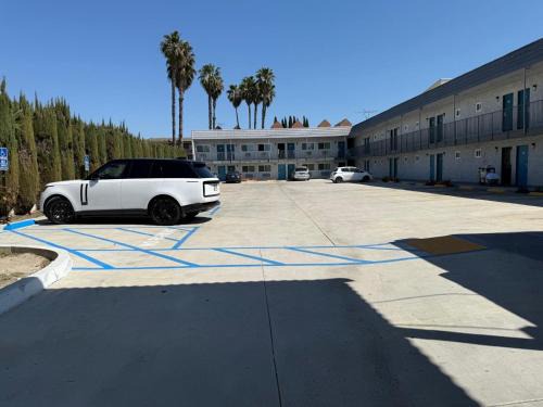 Southwest Anaheim Hotel | Travel Inn Motel