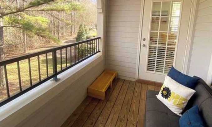 North Raleigh Apartment | Traveling Professionals & Vacationers