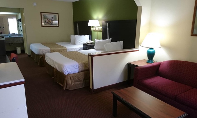 Knoxville Hotel | Travelodge by Wyndham Knoxville East