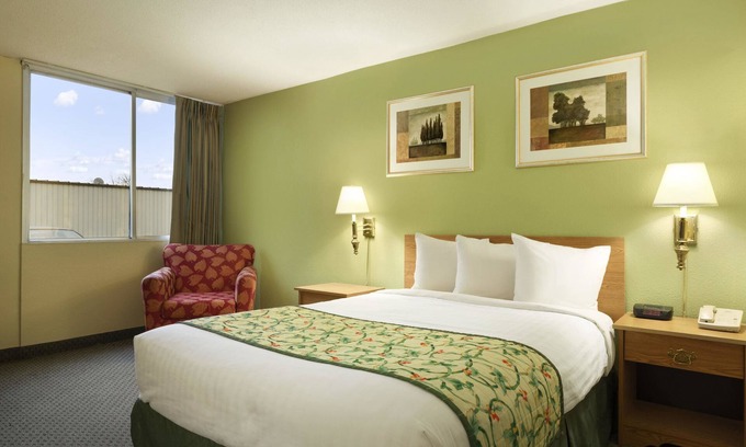 Sturgis Hotel | Travelodge by Wyndham Sturgis